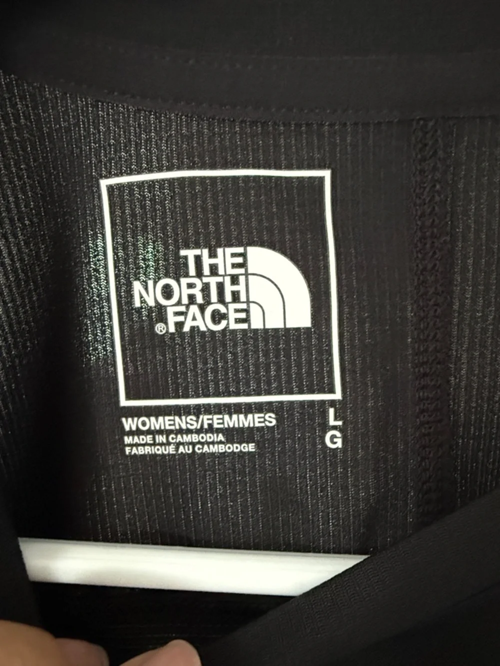 The North Face Black Short-Sleeve Crew Neck Logo Tee - Picture 2 of 3